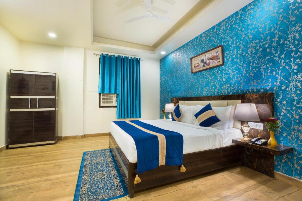 Sarovar Portico-Chhattarpur-Delhi